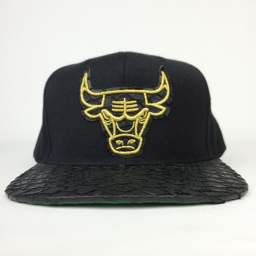 Chicago Bulls Mitchell & Ness NBA Snapback Hat Cap Fish Carp Skin Bill Black NWT - Picture 2 of 9